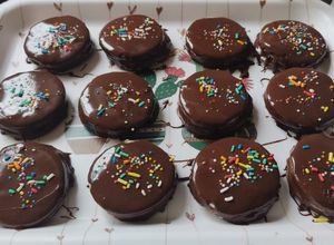 Una foto de Alfajores veganos tipo mar del plata