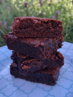 Una foto de Brownie húmedo