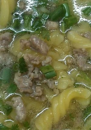 Hình của món Súp nui thịt bò.