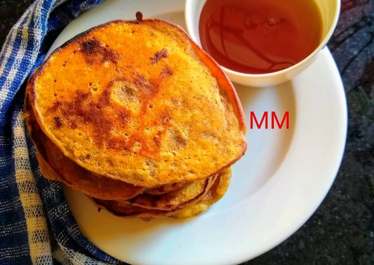 Kadali Pitha (Banana Pancakes)