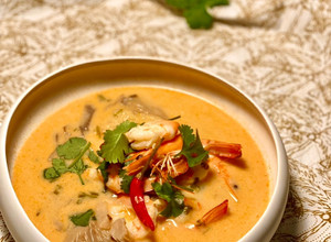 Foto principal de Tom Yam Kung - sopa de langostinos y leche de coco