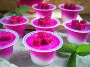 Gambar puding buah naga