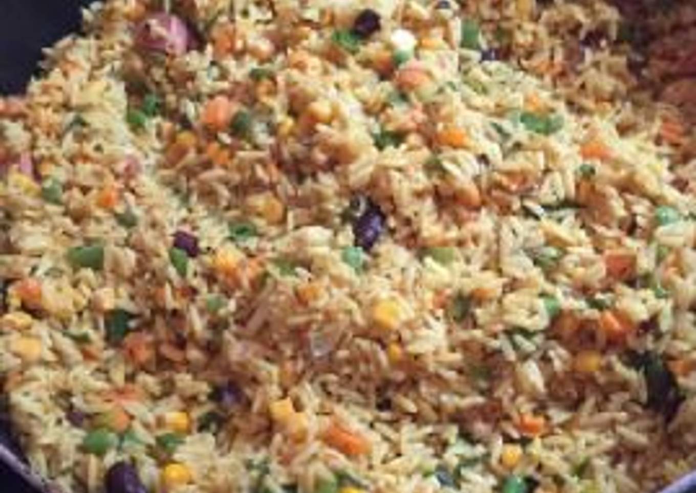 Jollof rice with vegetables