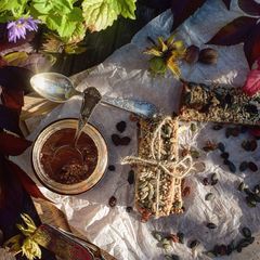 A picture of Muesli breakfast bars.