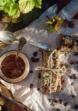 A picture of Muesli breakfast bars.