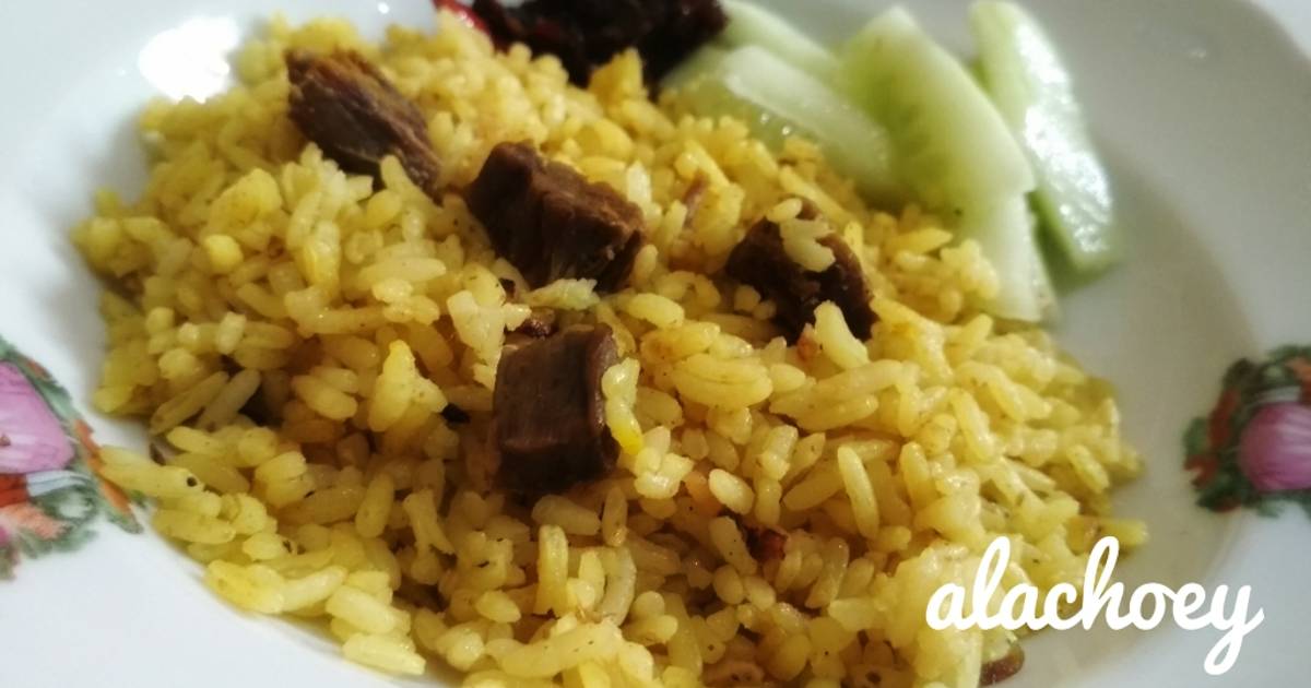 Resep Nasi kebuli daging sapi rice cooker oleh Alachoey Cookpad