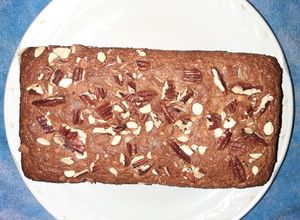 Una foto de Pan de plátano avena y frutos secos
