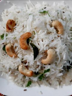 जीरा राइस (jeera rice recipe in Hindi) रेसिपी मुख्य फोटो