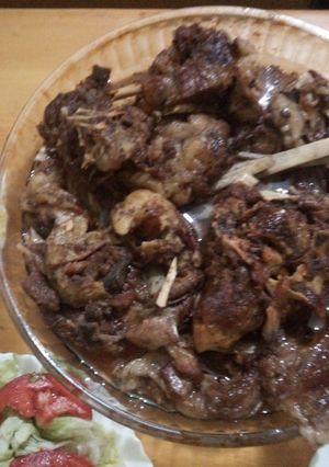 صورة لوصفة ليكوت بالبصل 🌰 محمرين في الكوكوت يذوبو في الفم بدون زيت 😋🥩