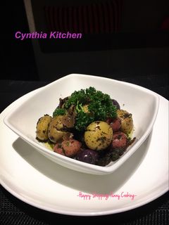 彩虹薯仔暖沙律配黑松露油醋汁 的食譜成品照片