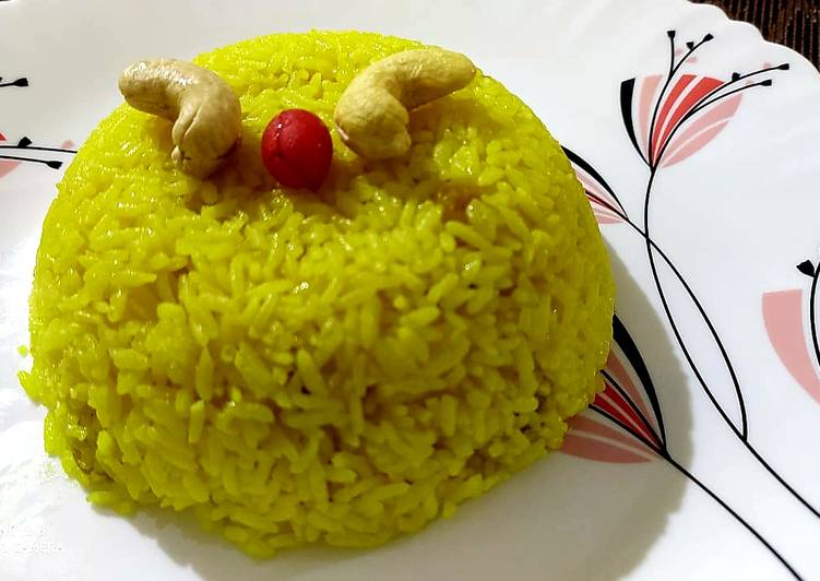 Recipe of Favorite Pulao/ Basanti Pulao/ Sweet Yellow Rice