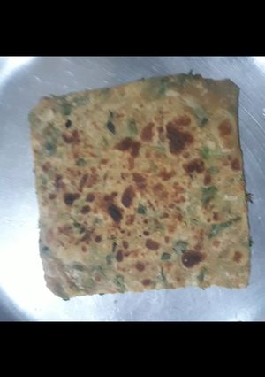 A picture of Methi ka Paratha.