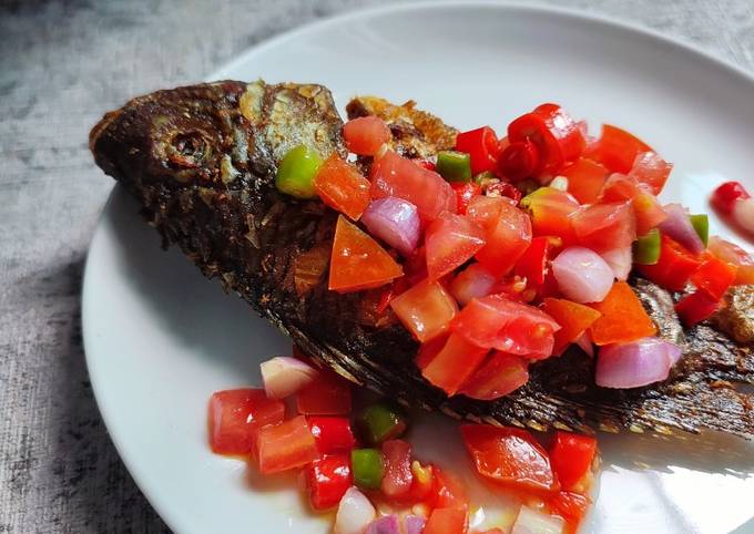 Resep Ikan Nila Goreng Sambal Dabu - Dabu Resep Ikan Nila Goreng Sambal Dabu - Dabu