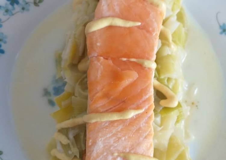 Comment Cuisiner Fondu de poireaux et saumon