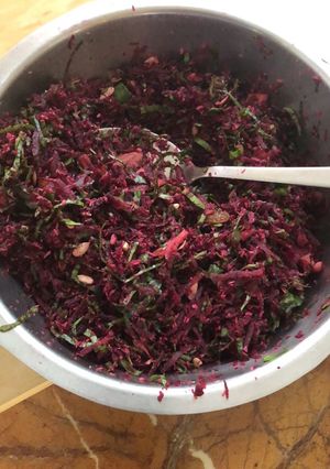 A picture of Beetroot Palak Halwa.