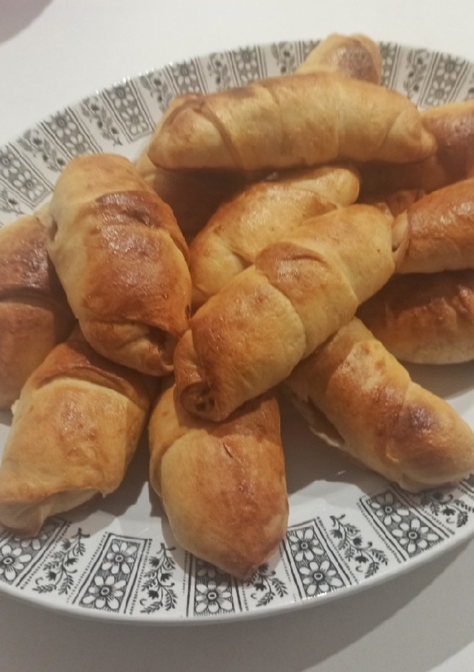Una foto de Cachitos de jamón con Thermomix
