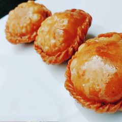 A picture of Chandrakala.