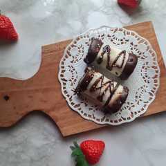 รูปของ Pisang roll roti tawar