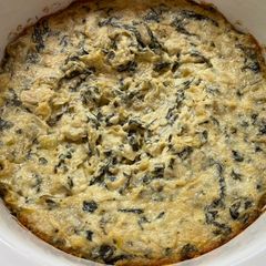 A picture of Spinach artichoke dip.