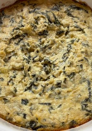 A picture of Spinach artichoke dip.