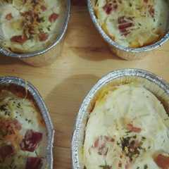 A picture of Lasagna with ricota cheese.