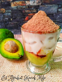Foto resep Es alpukat kocok Milo