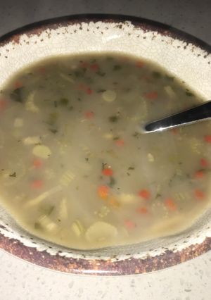 Una foto de Sopa vegetariana de caldos varios