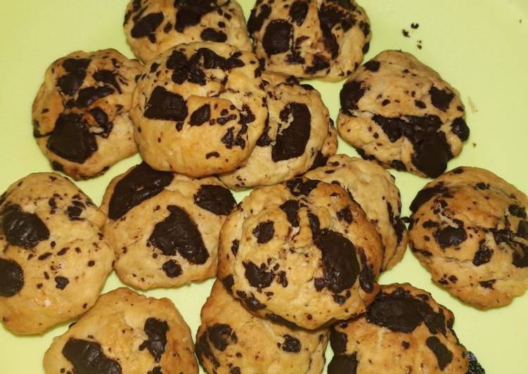 Bagaimana Membuat Cookies cokelat (kriuk di luar, lembut di dalam 😁) yang Bisa Manjain Lidah