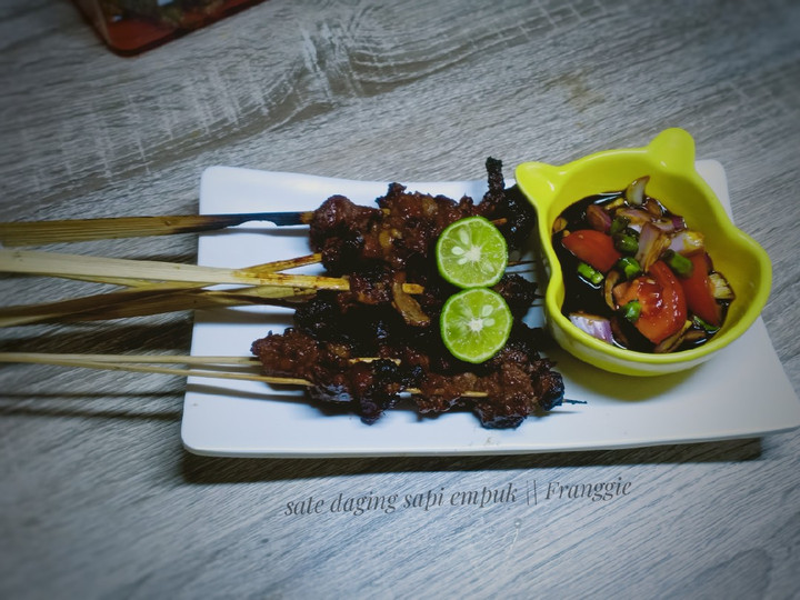 Langkah Mudah untuk Membuat Sate daging sapi empuk enak, Bisa Manjain Lidah