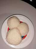 Bolitas de coco con leche condensada