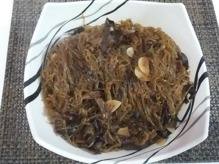 Standar Resep praktis memasak Bihun goreng jamur kuping  sedap