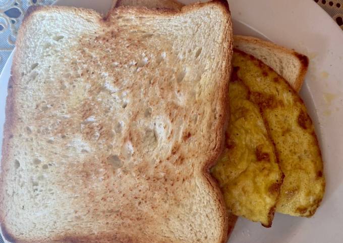 Roti Telur Simple Breakfast