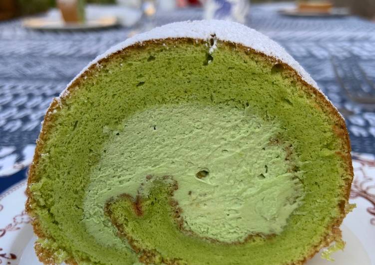 Pandan Roll Cake Pandan Roll Cake