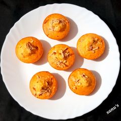 A picture of Eggless Mango Muffins.