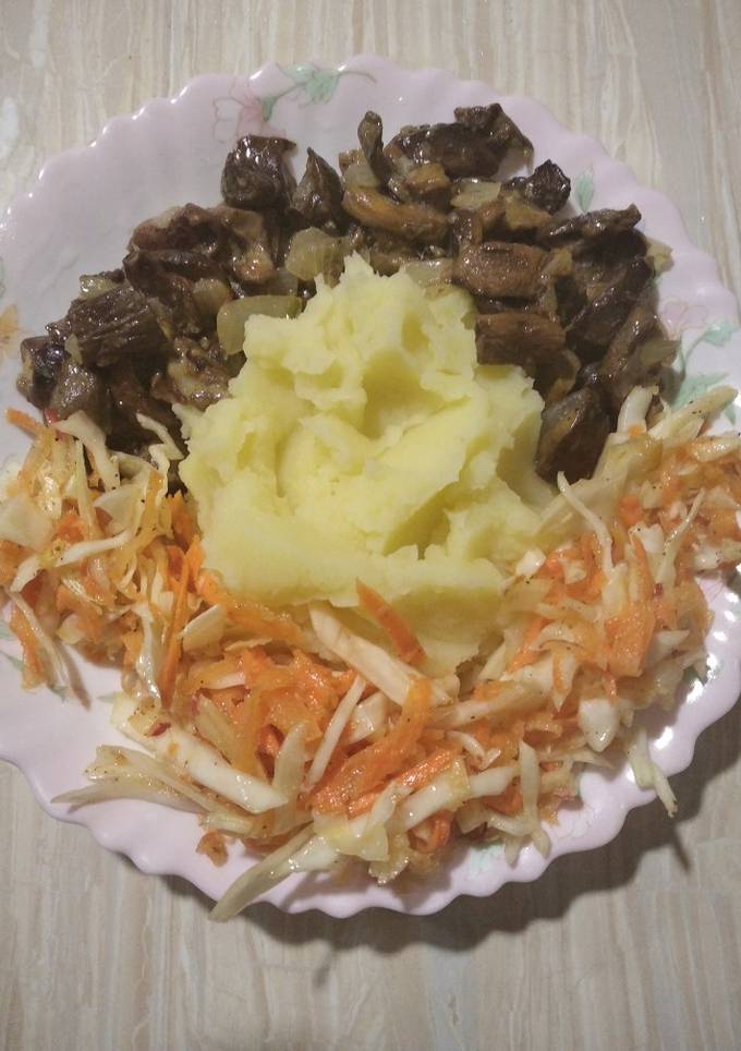 Грибочки смажені з часником