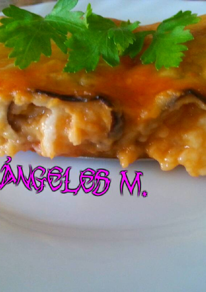 Una foto de Canelones de berenjena y bacalao
