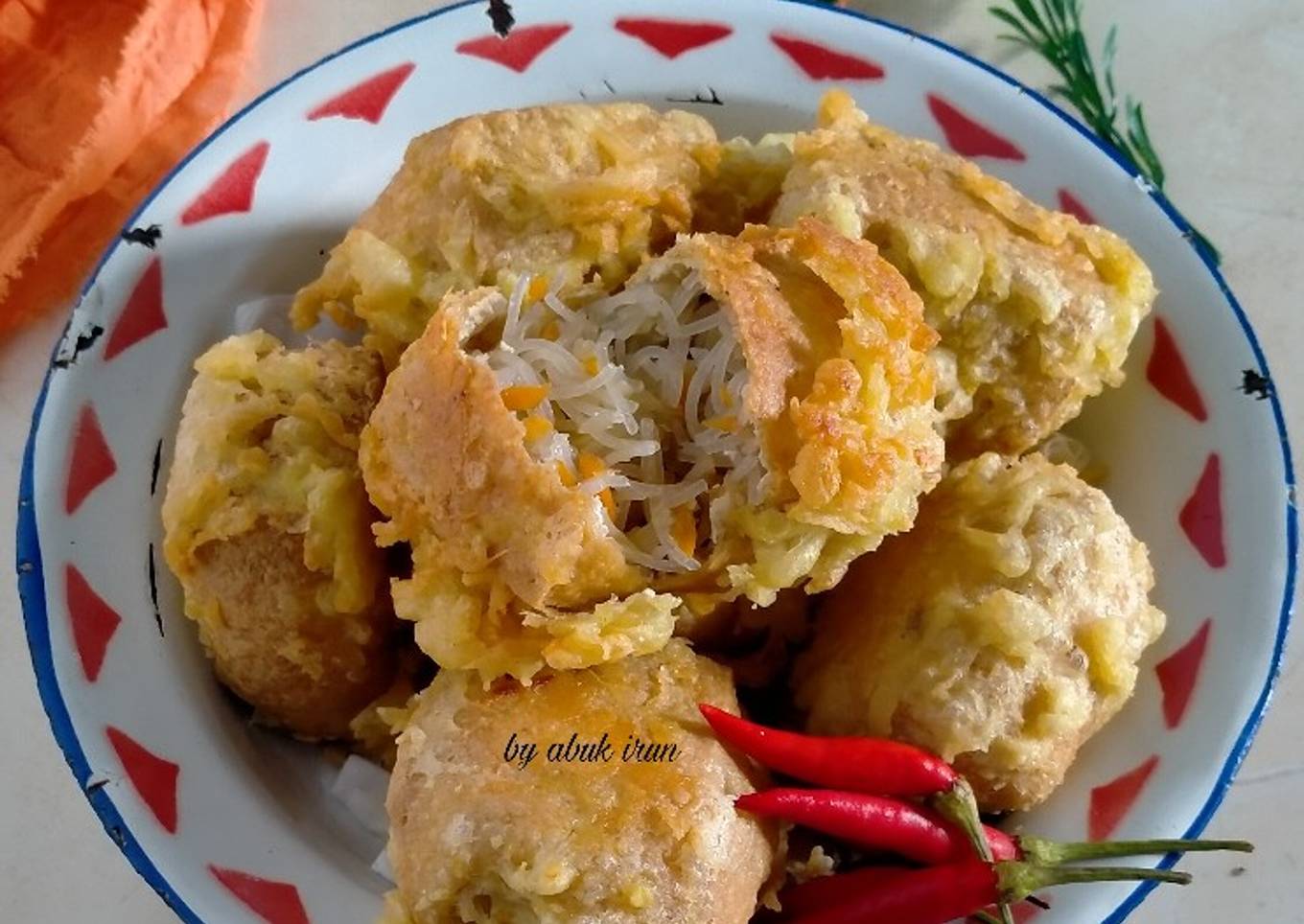 Tahu isi Bihun
