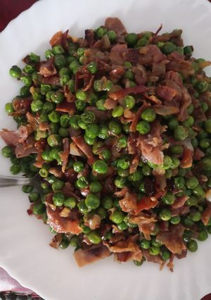 Una foto de Guisantes con Jamón y Bacon