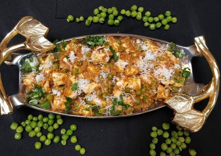 Peas paneer cheese Korma