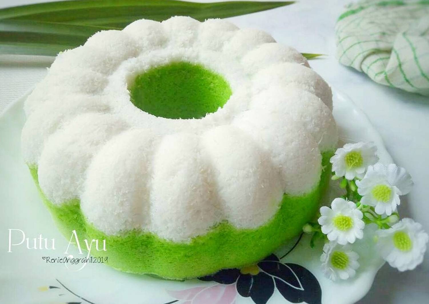 Resep Bolu Putu Ayu oleh Renie Wisra - Cookpad