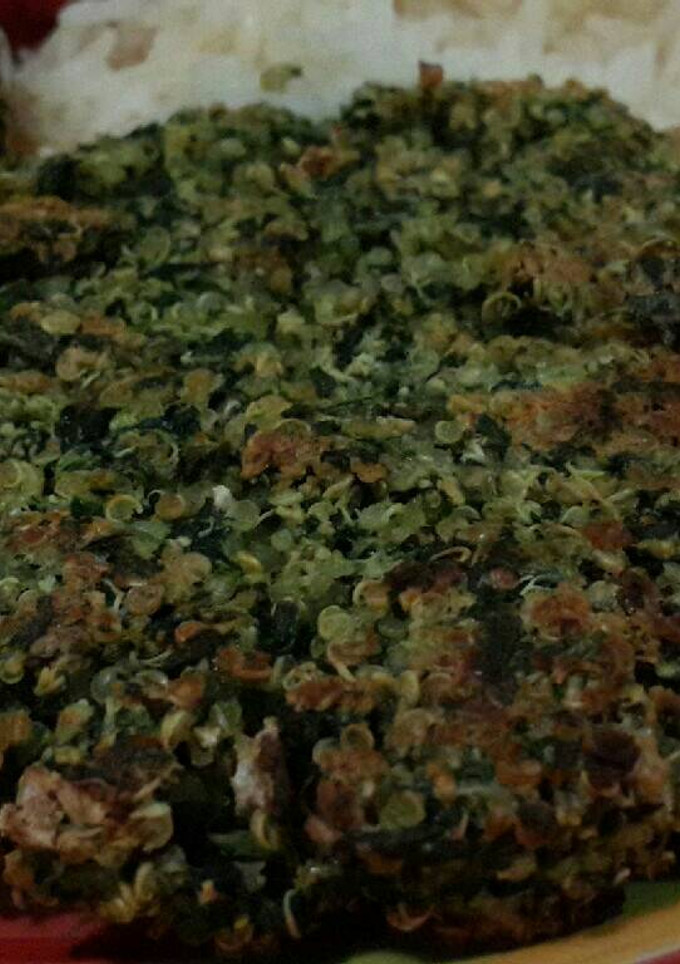 Una foto de Medallón de quinoa y espinaca