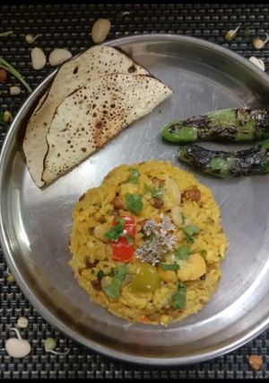 A picture of Protein rich Mix Sprouts Vegetable. Khichdi.