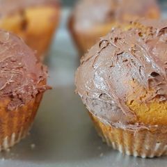 A picture of Choco Blueberry Muffins.