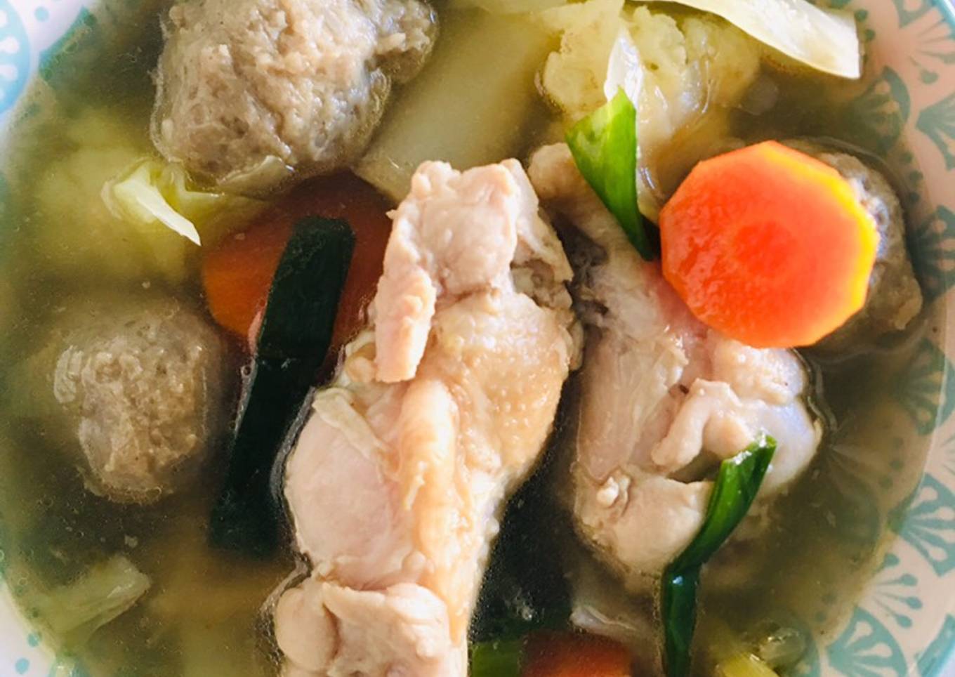 Sop Ayam pak Hadi