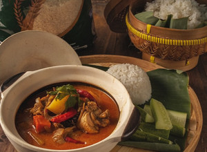 Gambar Ayam masak kurma