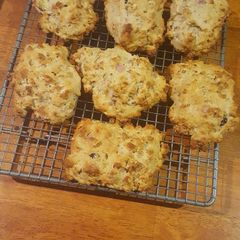 Banana muesli breakfast bars A picture of Banana muesli breakfast bars.