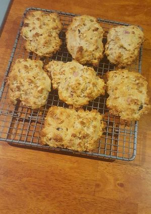 A picture of Banana muesli breakfast bars.