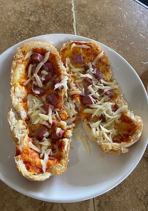 Una foto de Pan pizza