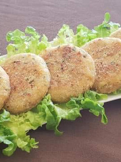 صورة لوصفة حرشة بالطون والزعتر