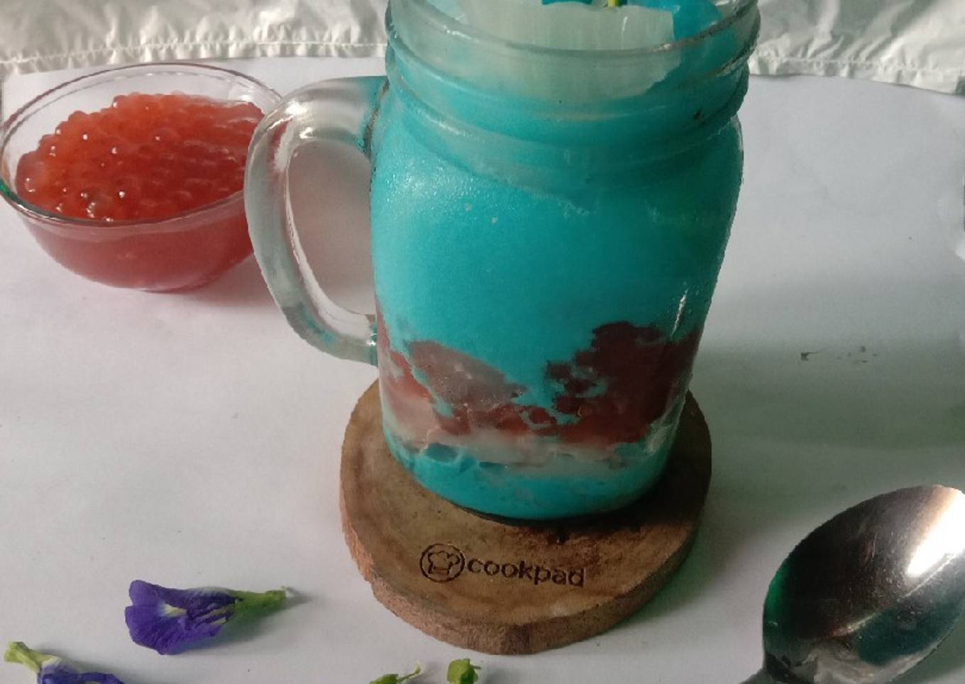 Es Doger (Hungkwe, Kelapa, Mutiara)